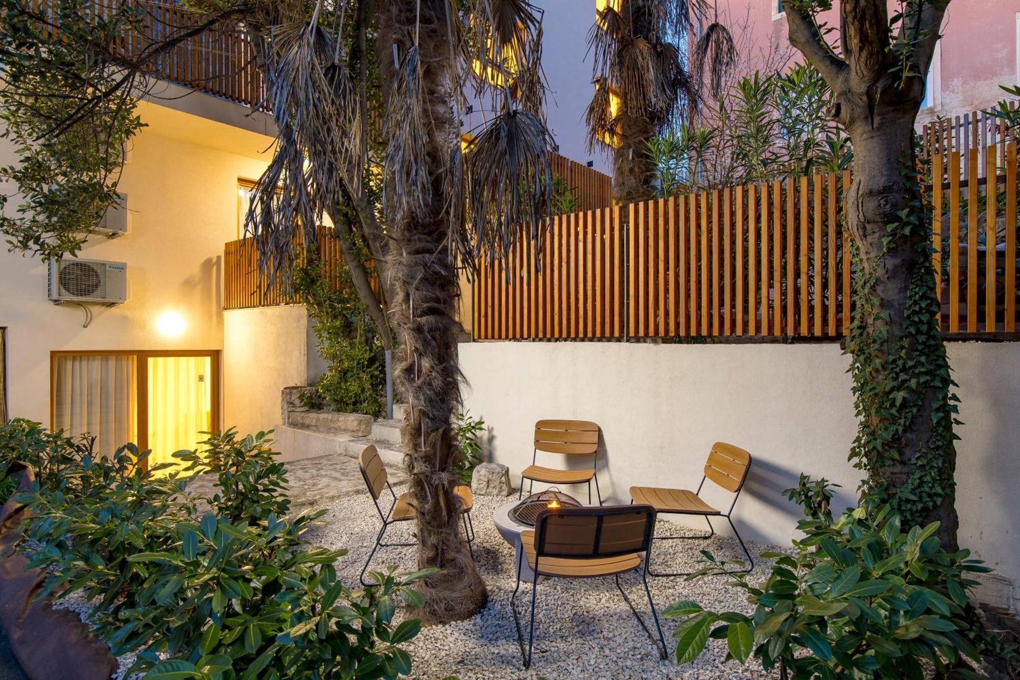 Pula Residence Rooms And Apartments Old City Center エクステリア 写真