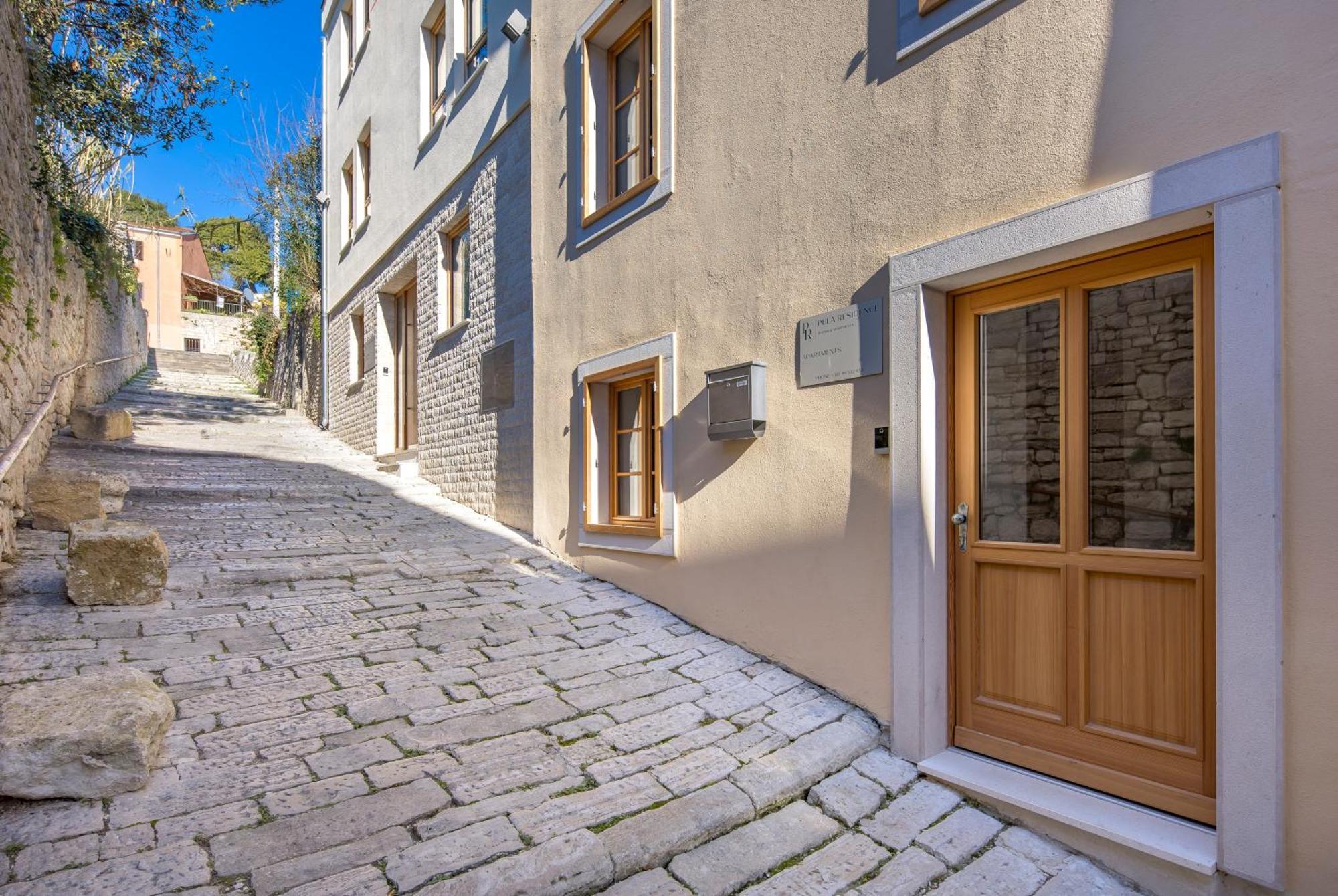 Pula Residence Rooms And Apartments Old City Center エクステリア 写真