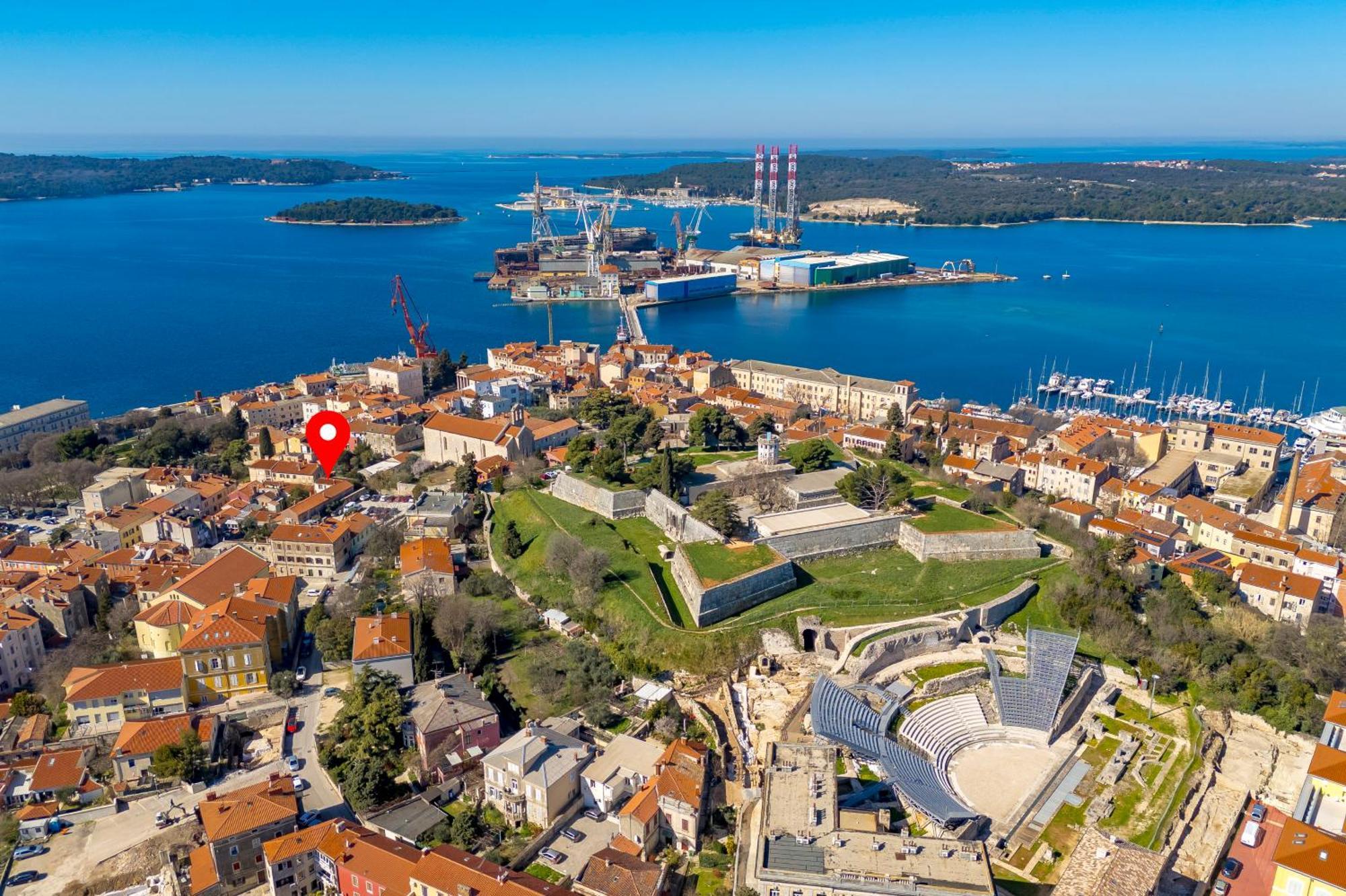 Pula Residence Rooms And Apartments Old City Center エクステリア 写真
