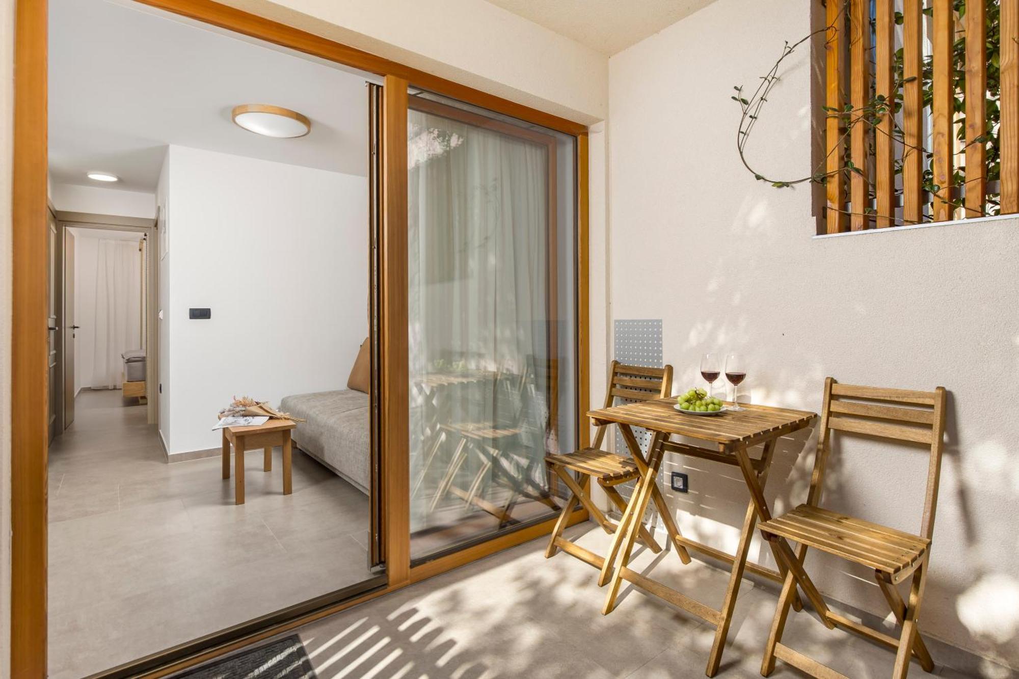 Pula Residence Rooms And Apartments Old City Center エクステリア 写真