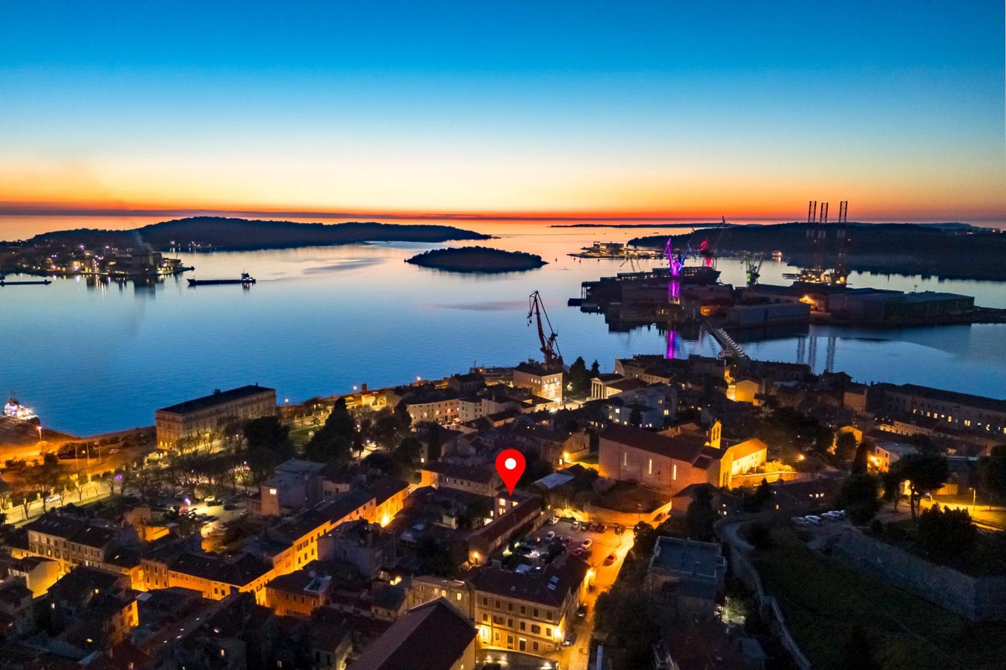 Pula Residence Rooms And Apartments Old City Center エクステリア 写真